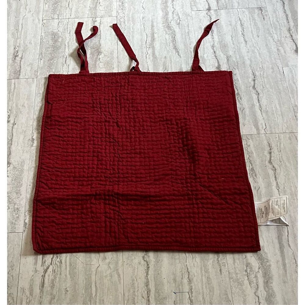PotteryโBarn Redโ Pickstitch Linen Blend Euro Sham Floral Quilted Ties Holiday